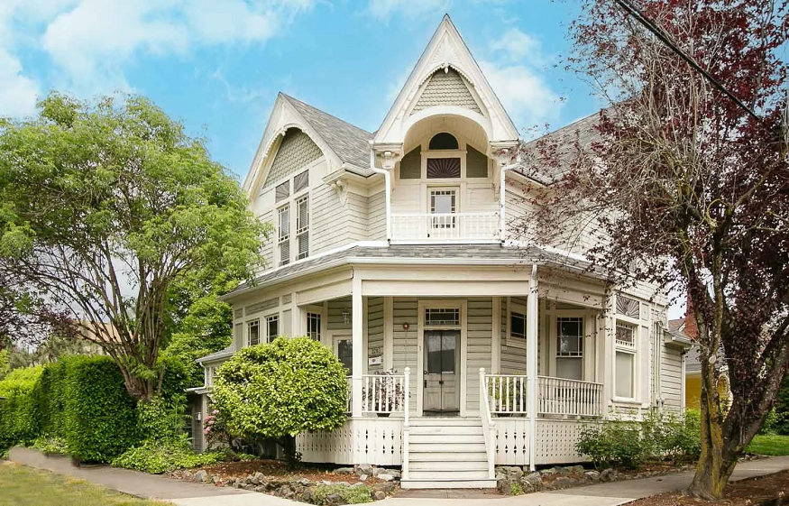 Is Oregon a Good Place to Live? Explore the Cost of Living and Homes for Sale